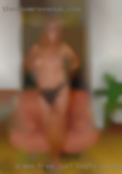 Drama free just booty swinger looking for fwb nsa.